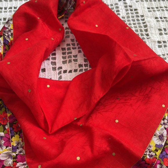 ❤️ Givenchy Paris scarf/handkerchief - Picture 7 of 8